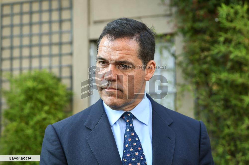 Count of Paris Jean of Orleans at Le Dernier Sacre exhibition in Paris - FA