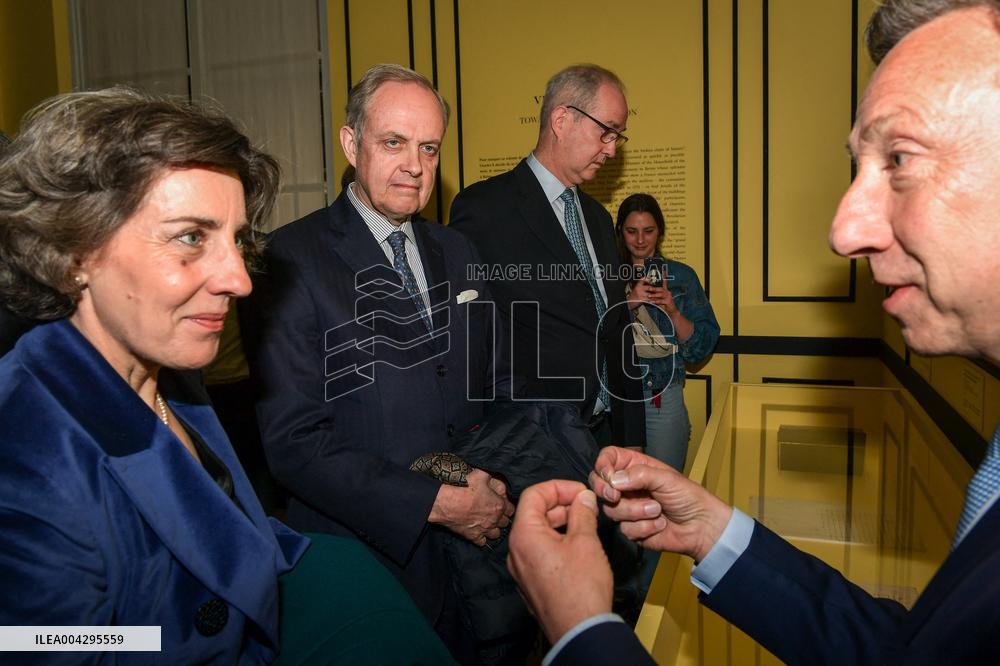 Count of Paris Jean of Orleans at Le Dernier Sacre exhibition in Paris - FA