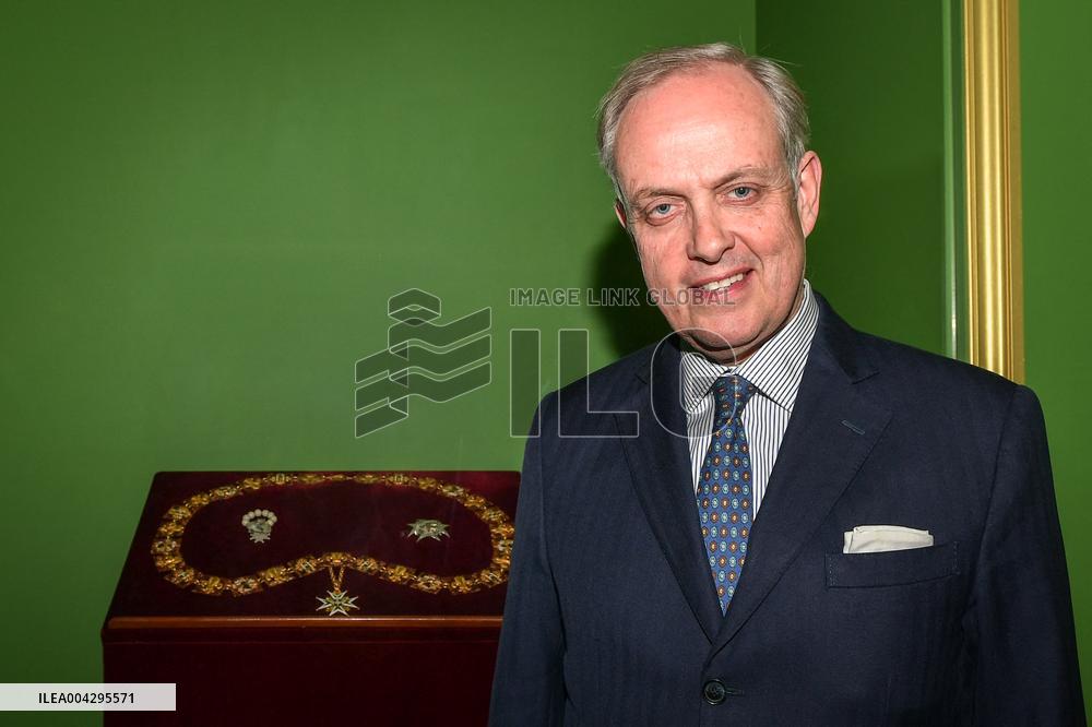 Count of Paris Jean of Orleans at Le Dernier Sacre exhibition in Paris - FA