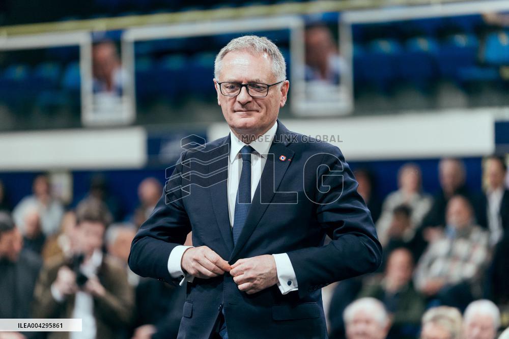 Bruno Retailleau campaign for the presidency of Les Republicains LR - Paris AJ