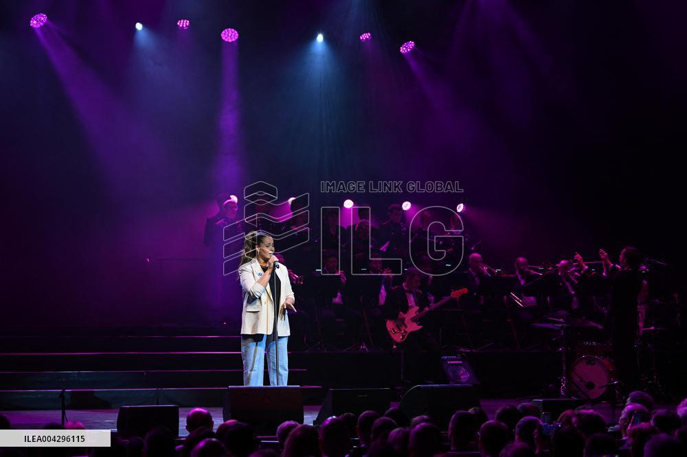 Sentinelles D Un Soir - Paris