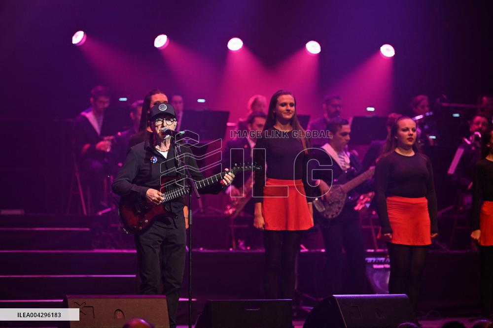 Sentinelles D Un Soir - Paris