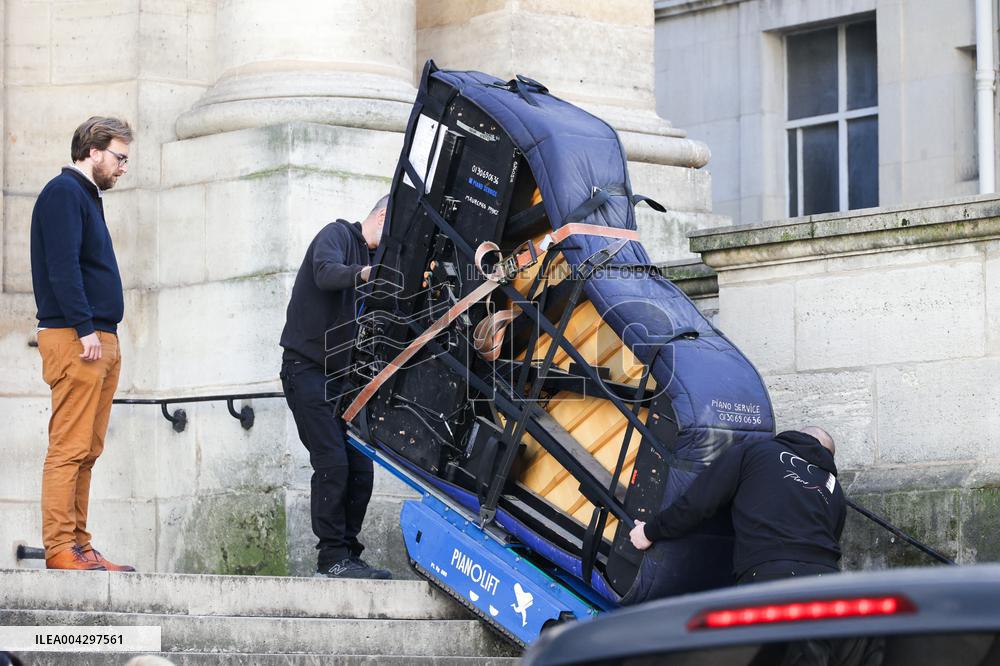 Yves Boisset Funeral - Paris