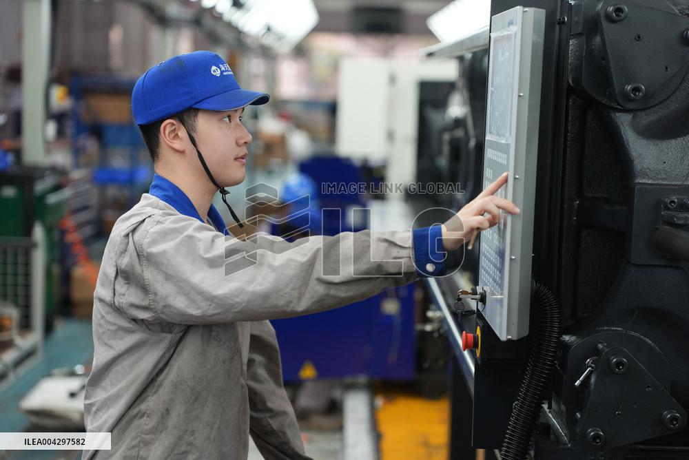 Zhejiangs Industrial Chain Development - China