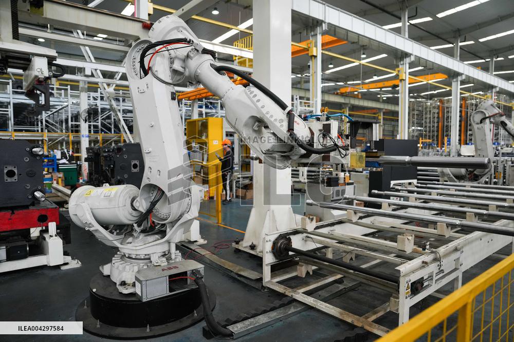 Zhejiangs Industrial Chain Development - China