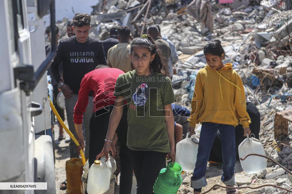 Water Crisis in Jabalia Refugee Camp - Gaza