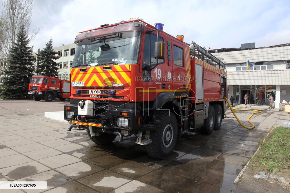 Russian missile hits civilian warehouse in Dnipro