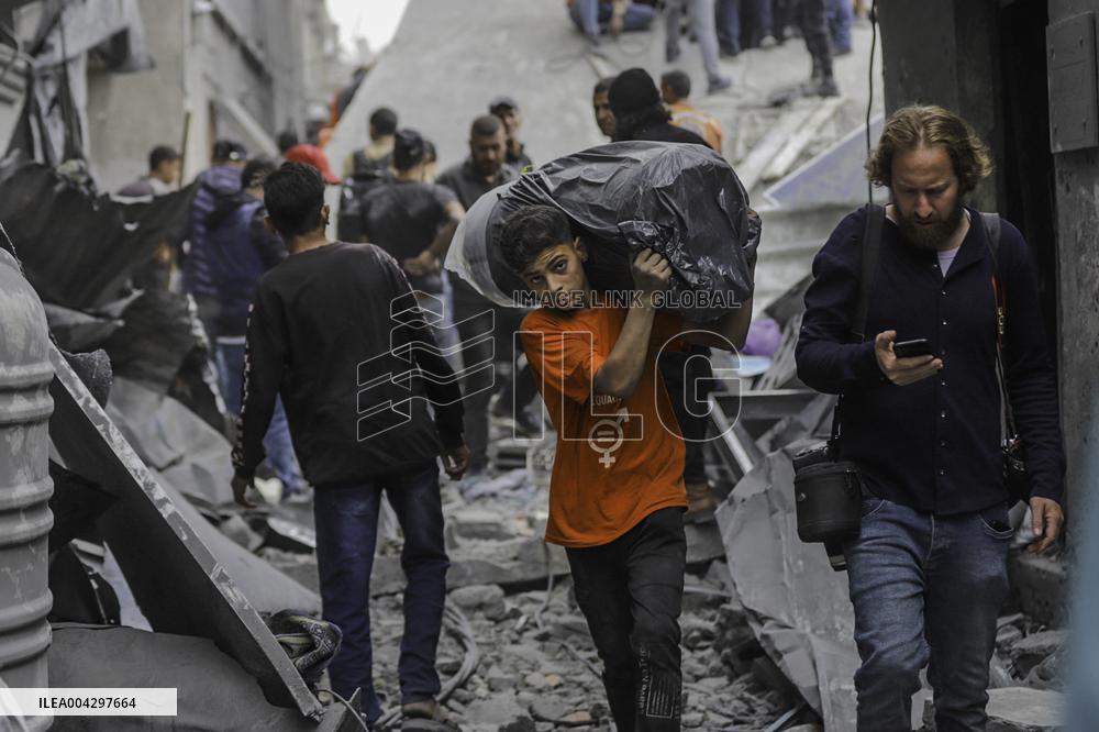 Israeli Airstrike of April 9 in Gaza - Palestine