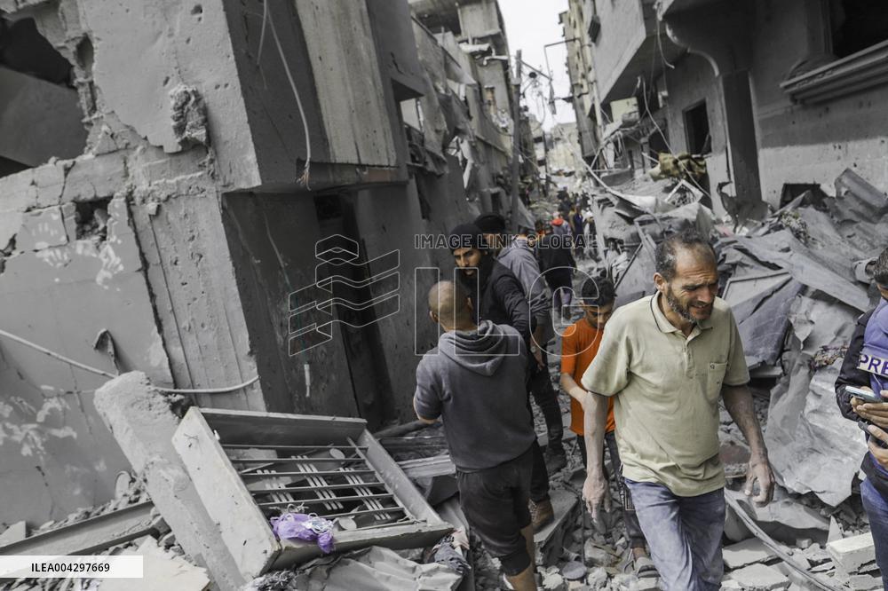 Israeli Airstrike of April 9 in Gaza - Palestine