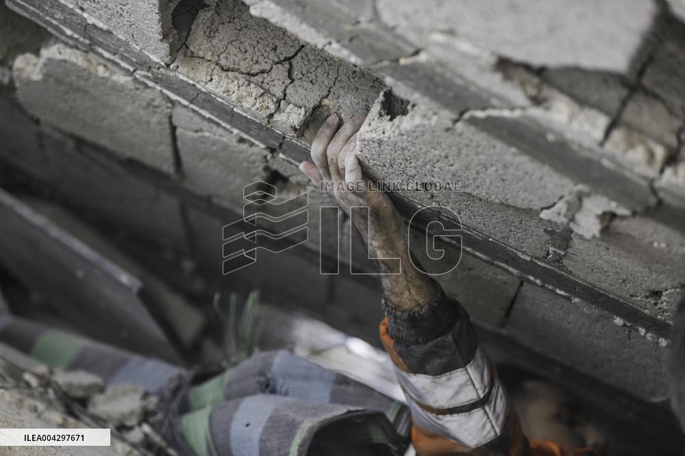 Israeli Airstrike of April 9 in Gaza - Palestine