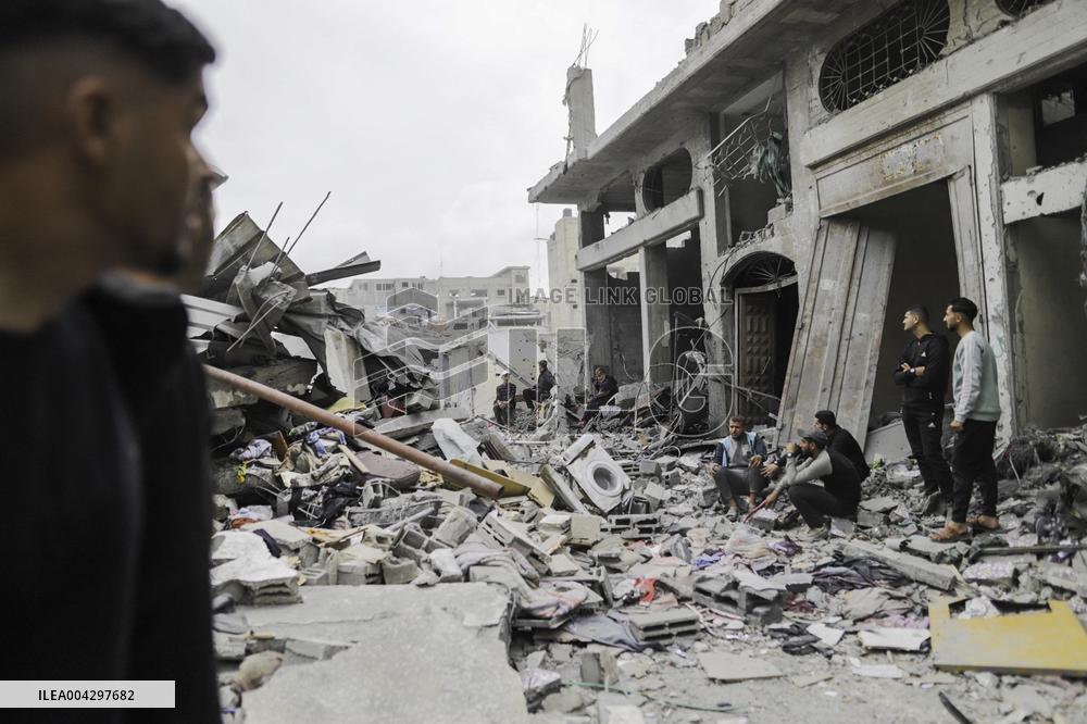 Israeli Airstrike of April 9 in Gaza - Palestine