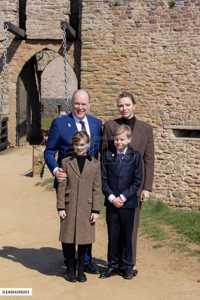 NO TABLOIDS - Official visit to Brittany by Prince Albert II of Monaco with his family - Plevenon