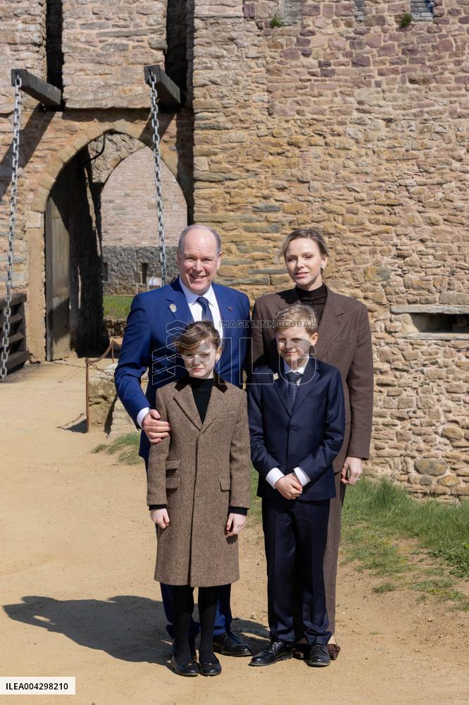 NO TABLOIDS - Official visit to Brittany by Prince Albert II of Monaco with his family - Plevenon