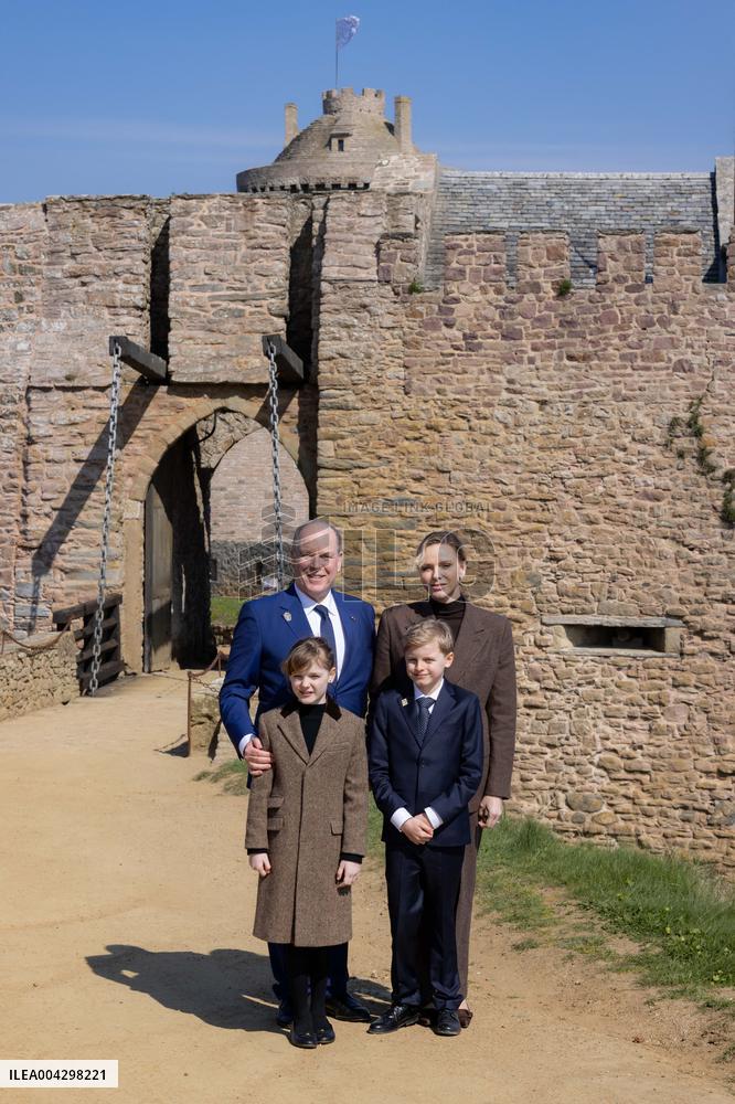 NO TABLOIDS - Official visit to Brittany by Prince Albert II of Monaco with his family - Plevenon