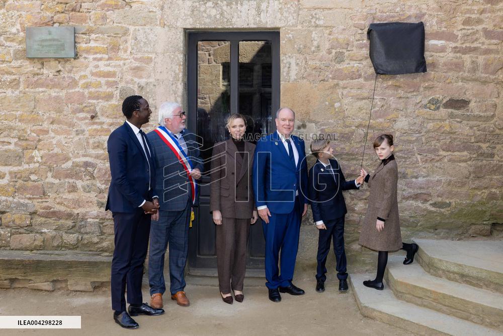 NO TABLOIDS - Official visit to Brittany by Prince Albert II of Monaco with his family - Plevenon