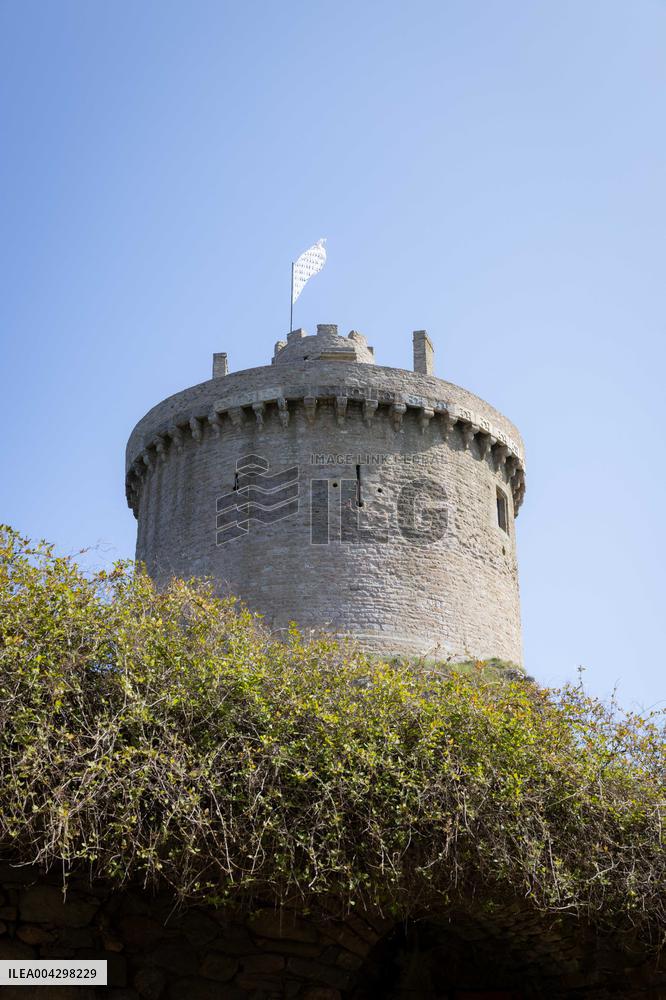 NO TABLOIDS - Official visit to Brittany by Prince Albert II of Monaco with his family - Plevenon