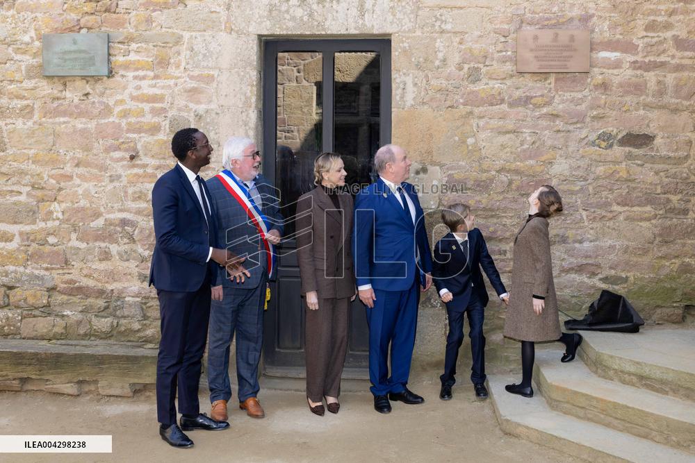 NO TABLOIDS - Official visit to Brittany by Prince Albert II of Monaco with his family - Plevenon