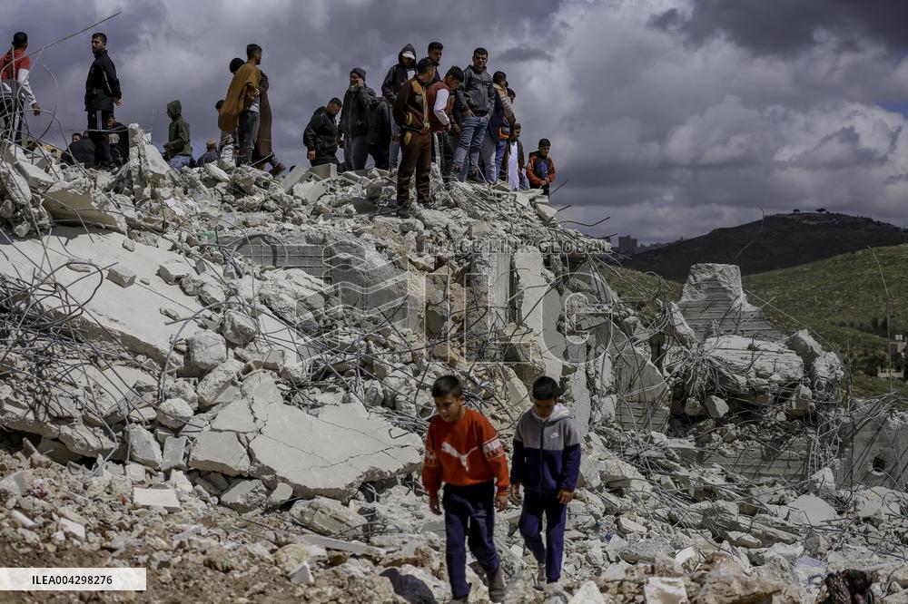 Palestinian Homes Destroyed in Hebron - West Bank