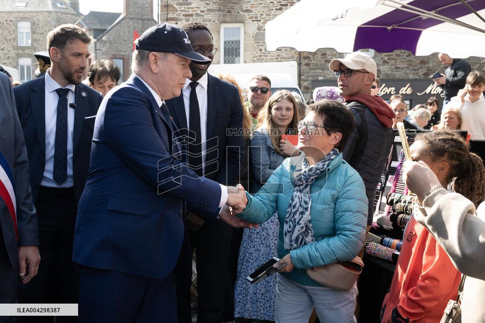 NO TABLOIDS - Official visit to Brittany by Prince Albert II of Monaco with his family - Matignon