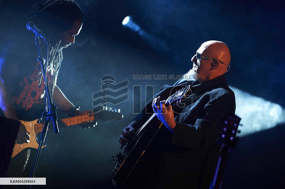 Charlelie Couture in Concert at Le Ziquodrome