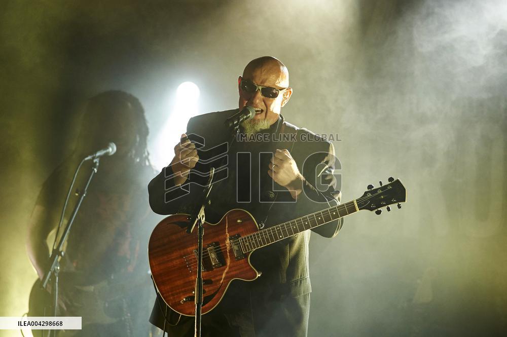 Charlelie Couture in Concert at Le Ziquodrome