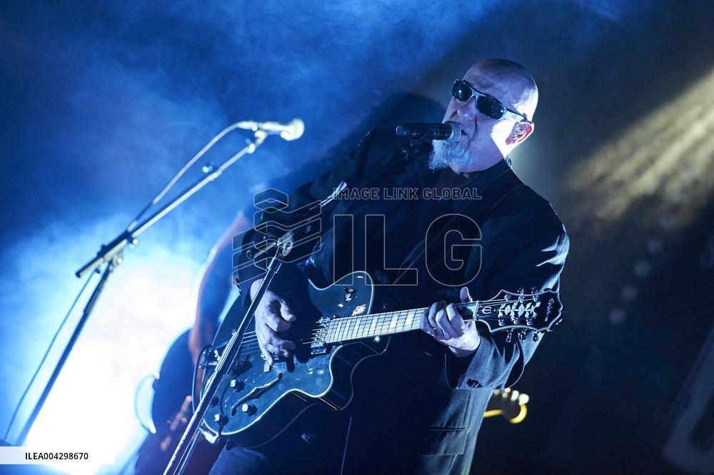 Charlelie Couture in Concert at Le Ziquodrome