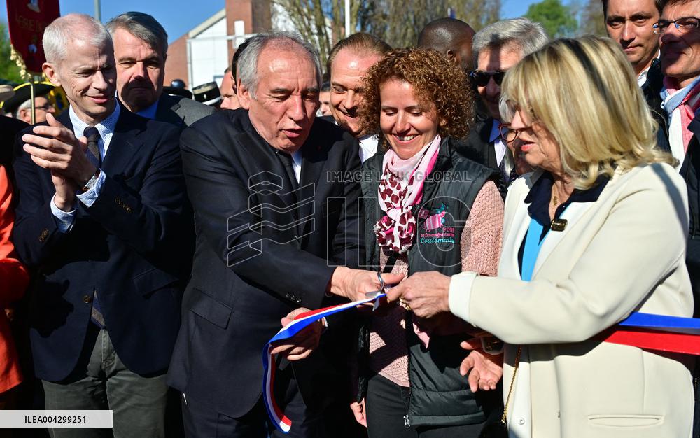 PM Francois Bayrou Attends the 58th International Cheese and Wine Fair - Coulommiers