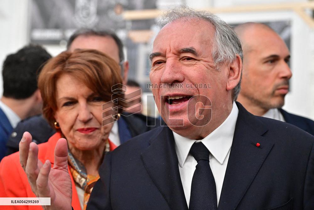 PM Francois Bayrou Attends the 58th International Cheese and Wine Fair - Coulommiers