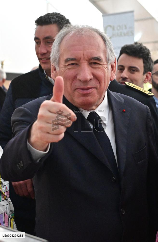 PM Francois Bayrou Attends the 58th International Cheese and Wine Fair - Coulommiers