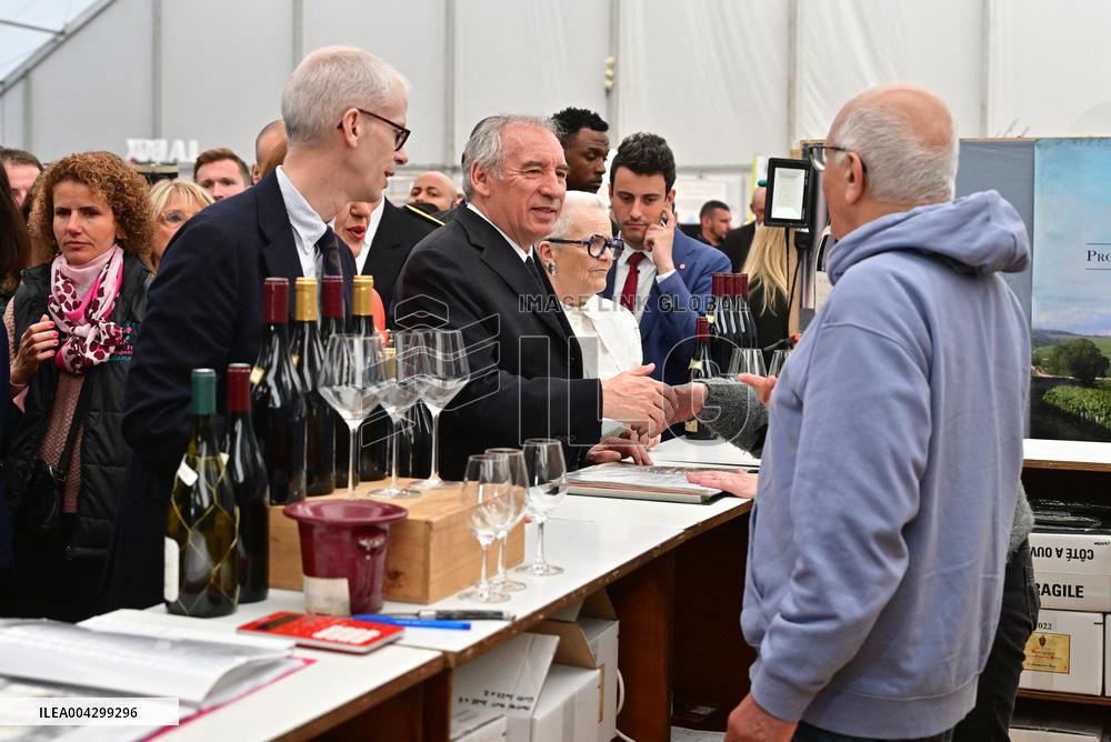 PM Francois Bayrou Attends the 58th International Cheese and Wine Fair - Coulommiers