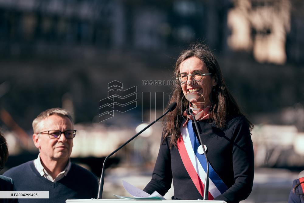 Inauguration of the Jim Morrison Footbridge - Paris AJ