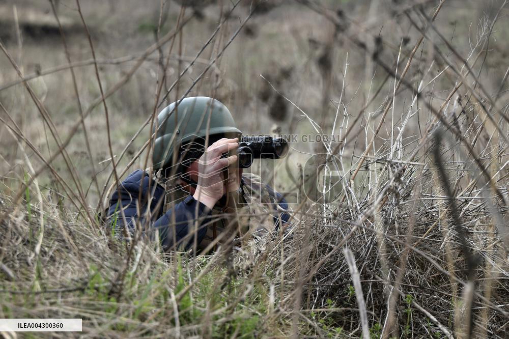 Training to prepare for national resistance in Kharkiv region