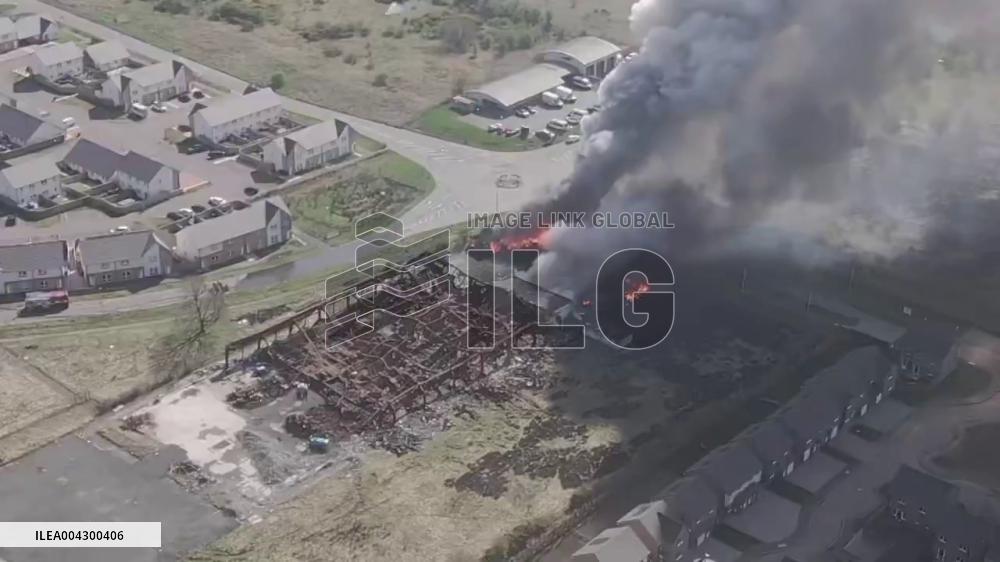 UK: Major Fire Erupts at Kilwinning Battery Recycling Plant 2