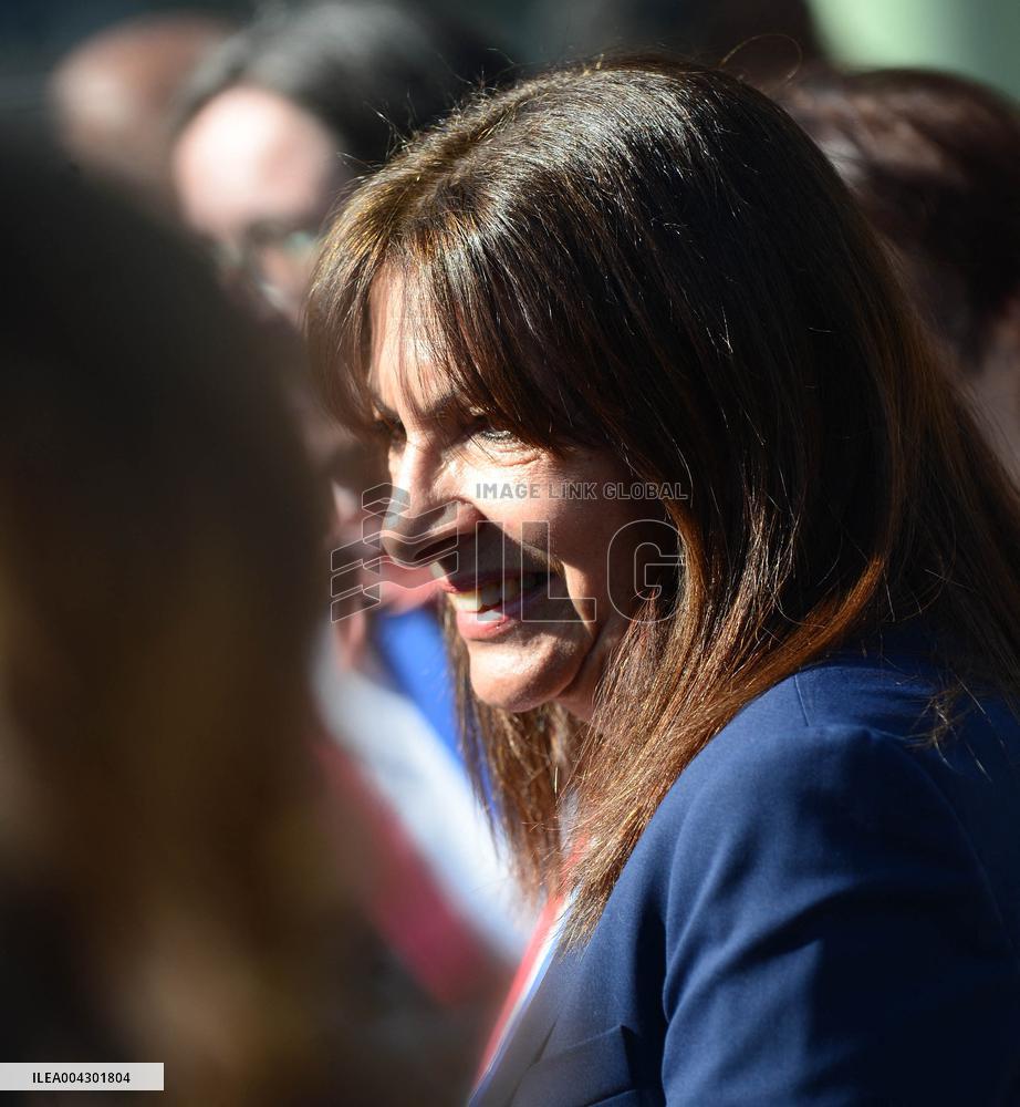 Anne Hildalgo Inaugurates The Jim Morrison Footbridge - Paris