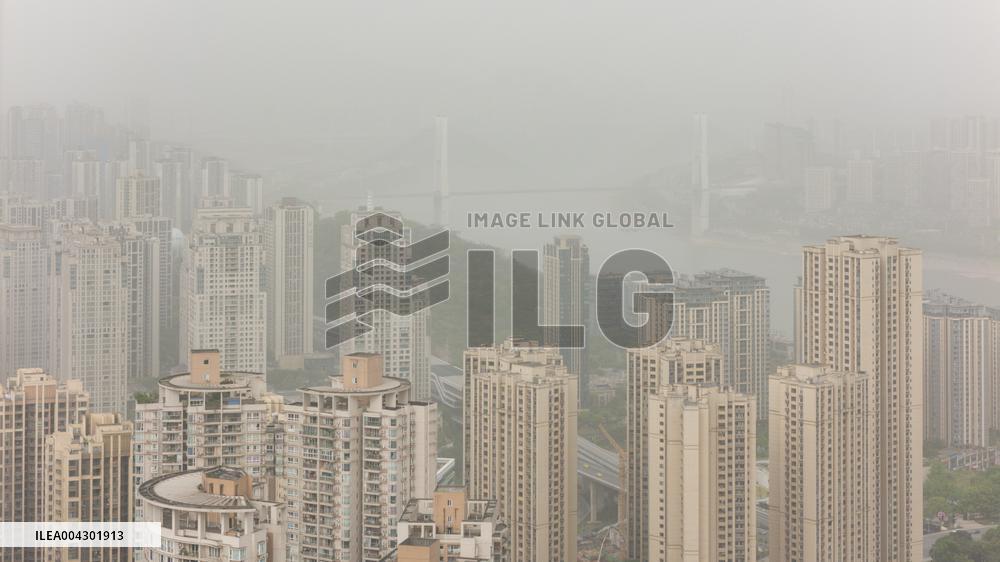 Sand-blowing Weather in Chongqing