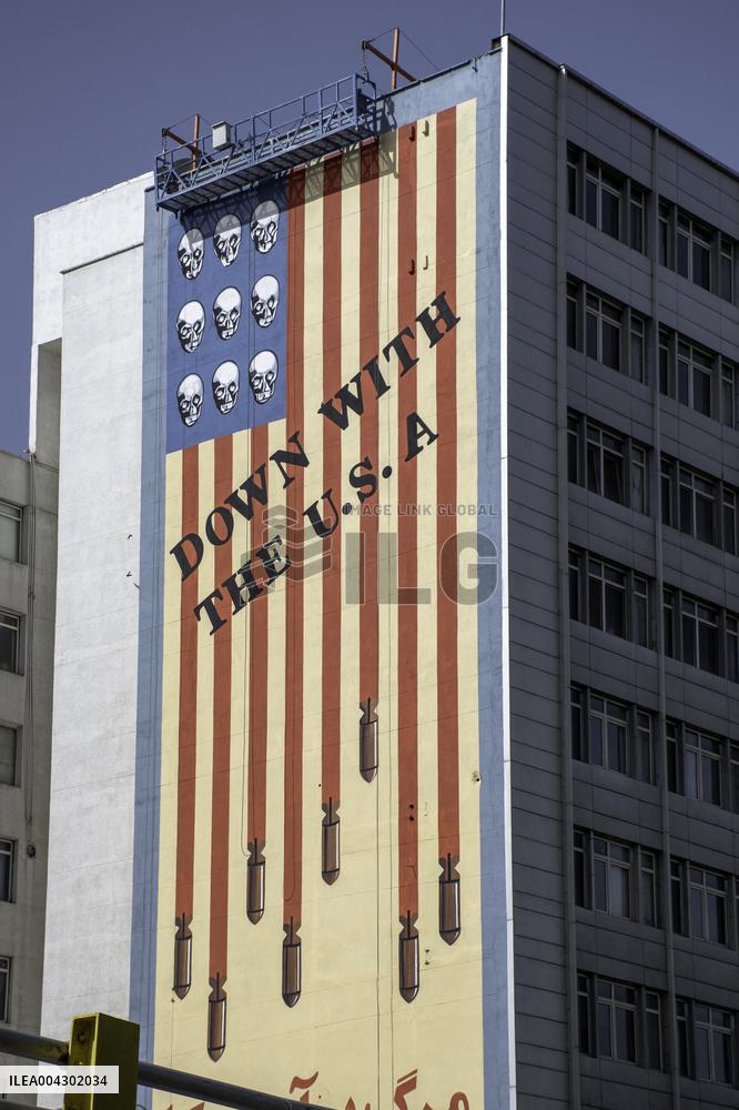 Anti-US Murals in Iran