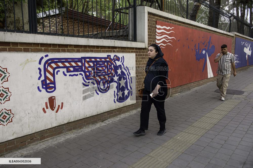 Anti-US Murals in Iran