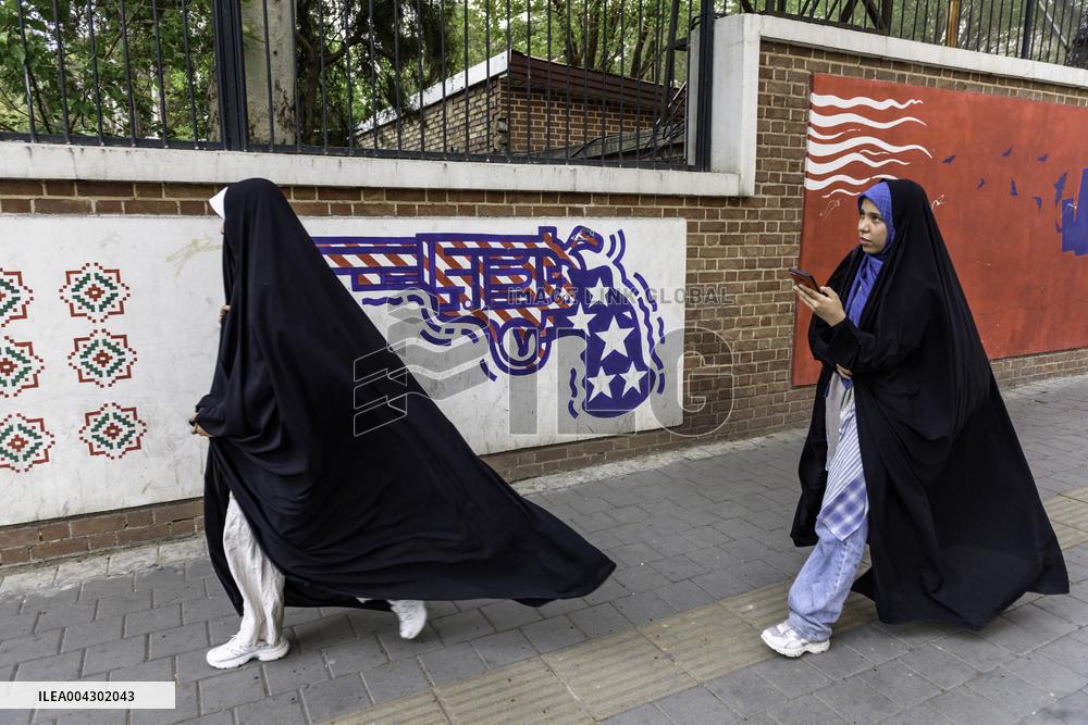 Anti-US Murals in Iran