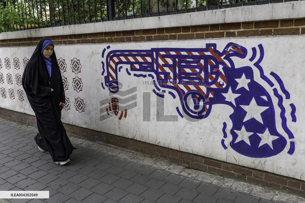 Anti-US Murals in Iran