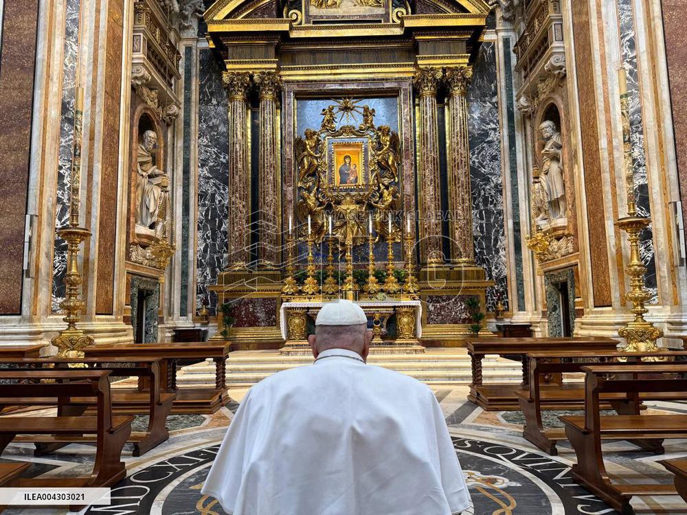 Pope Francis Prays at Santa Maria Maggiore Basilica - Rome