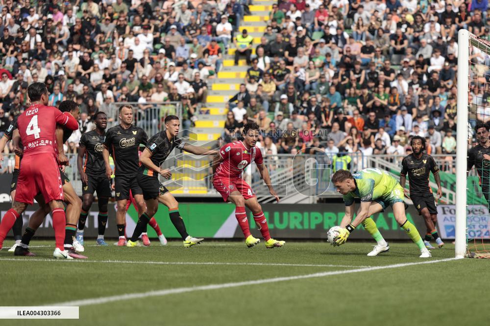 Serie A - Venezia FC vs AC Monza