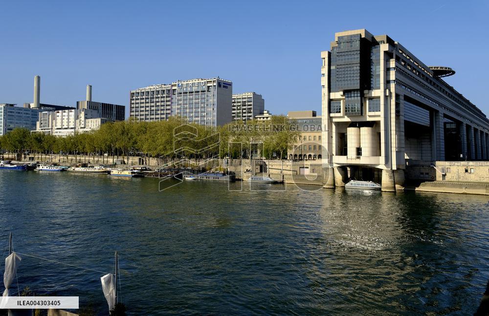 The Ministry of Economics Finance and Industrial - Bercy