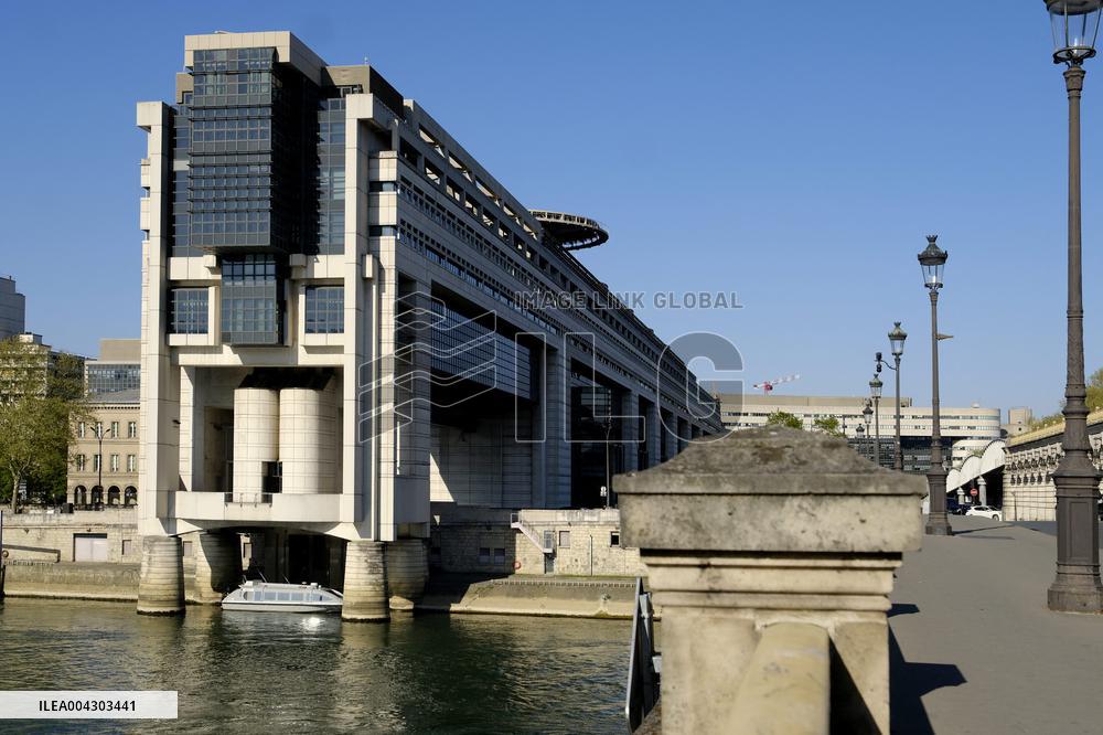 The Ministry of Economics Finance and Industrial - Bercy
