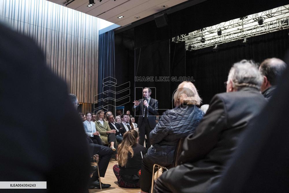 Bruno Retailleau At His Campaign Meeting - Balma