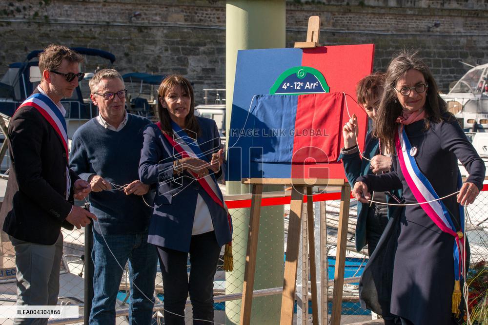 Anne Hidalgo Inaugurates The Jim Morrison Footbridge - Paris