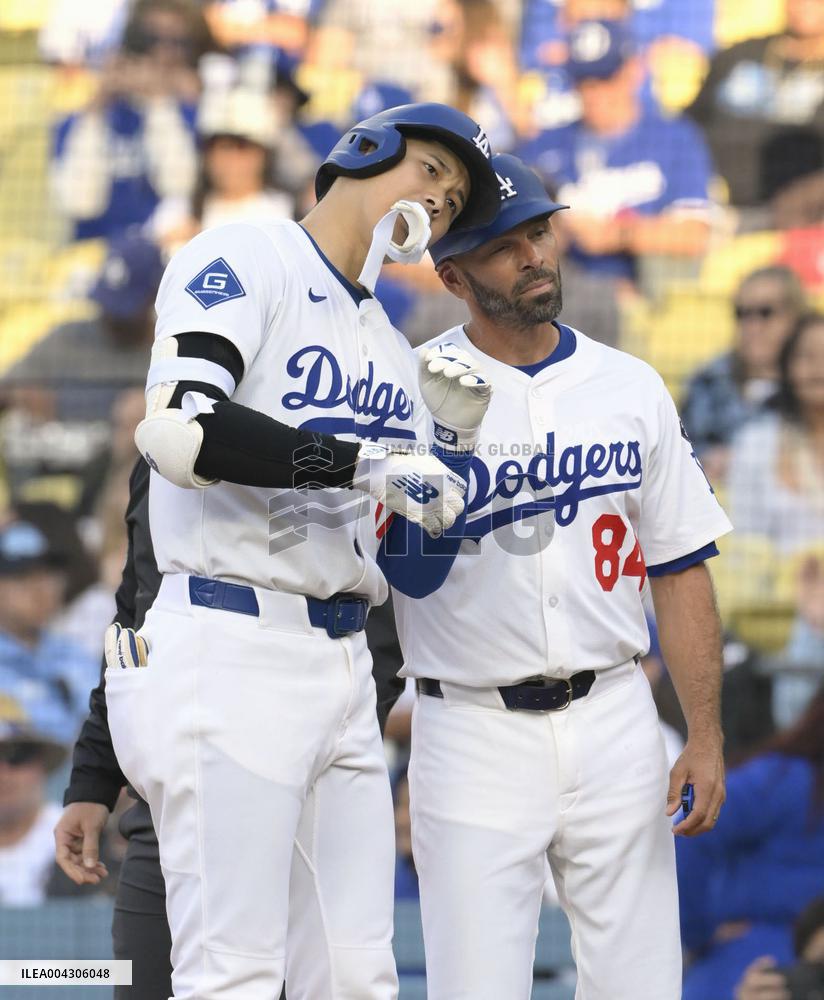 Baseball: Cubs vs. Dodgers