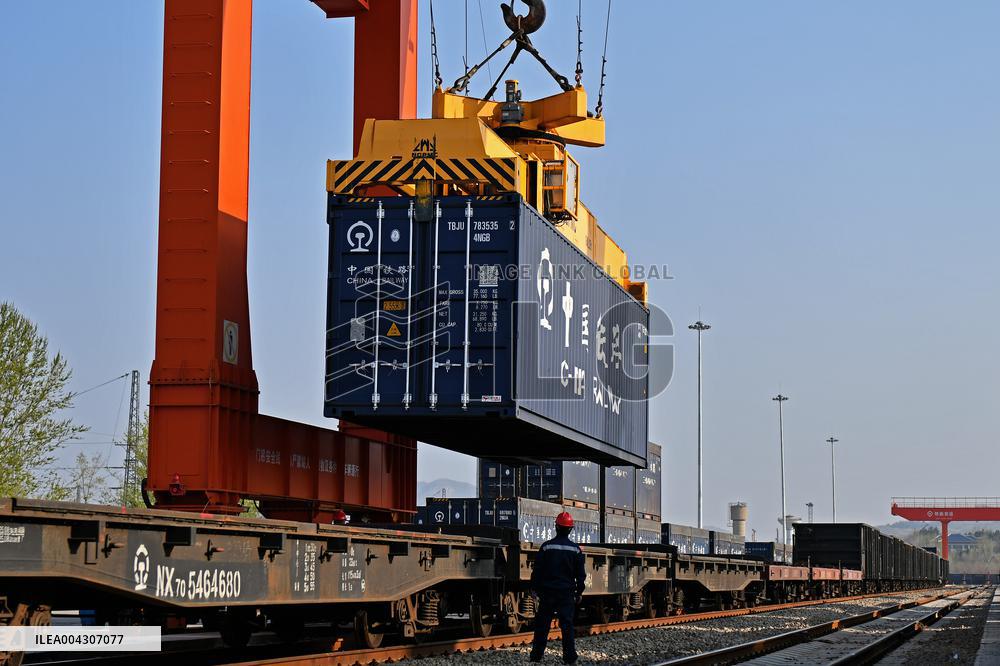 2025 Q1 National Railways Freight Sent Cumulative Increase