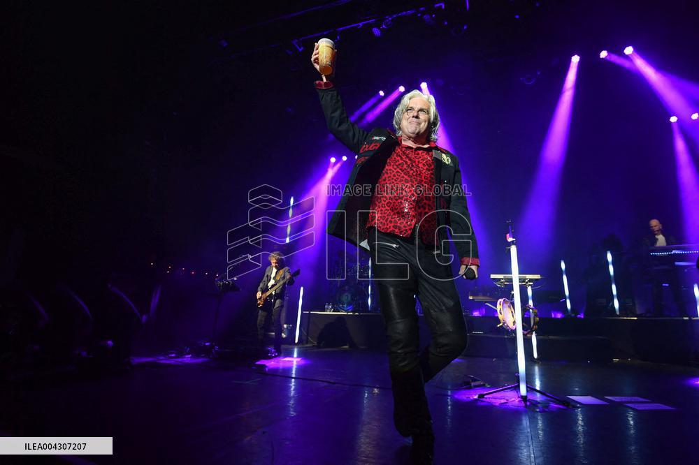 Marillion At The Casino de Paris - France