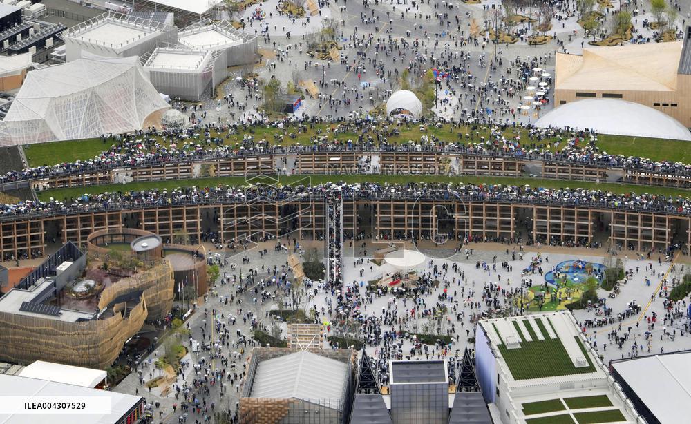 World Exposition opens in Osaka