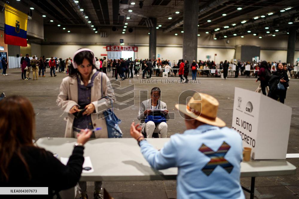 Second Round Of The General Elections Of Ecuador 2025 - Madrid